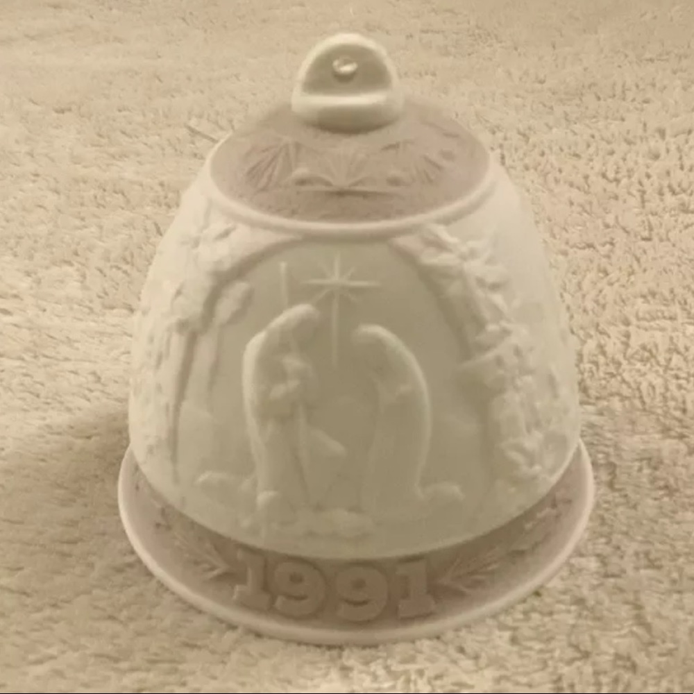 Llardo 1991 Porcelain Christmas Bell Campanita Navidad Made In Spain